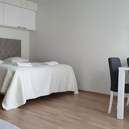 Ferienwohnung Toimiva Uusi Yksioe Keskustassa Turku Exterior foto